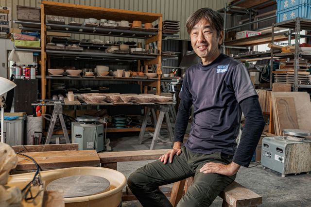Katsumi KAKO 加古 勝己, Japanese Ceramics (Pottery) Artist